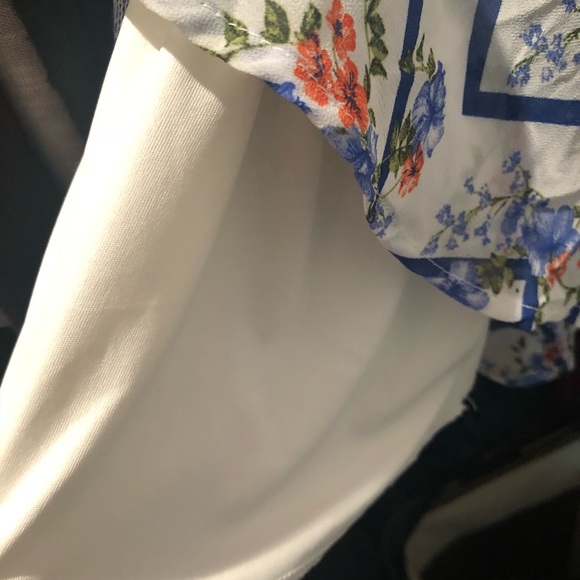 FINAL MARKDOWN 🌺 Floral Chevron Print Dress 🌺 - Picture 6 of 6